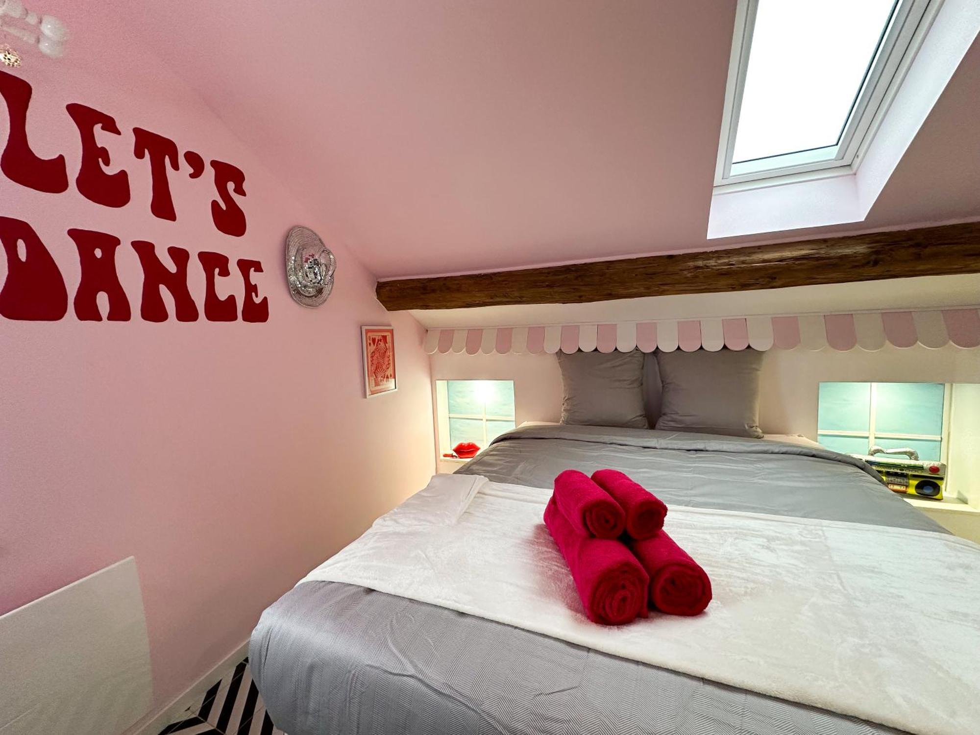 Chambre Disco Paradisio 셀레스탓 외부 사진