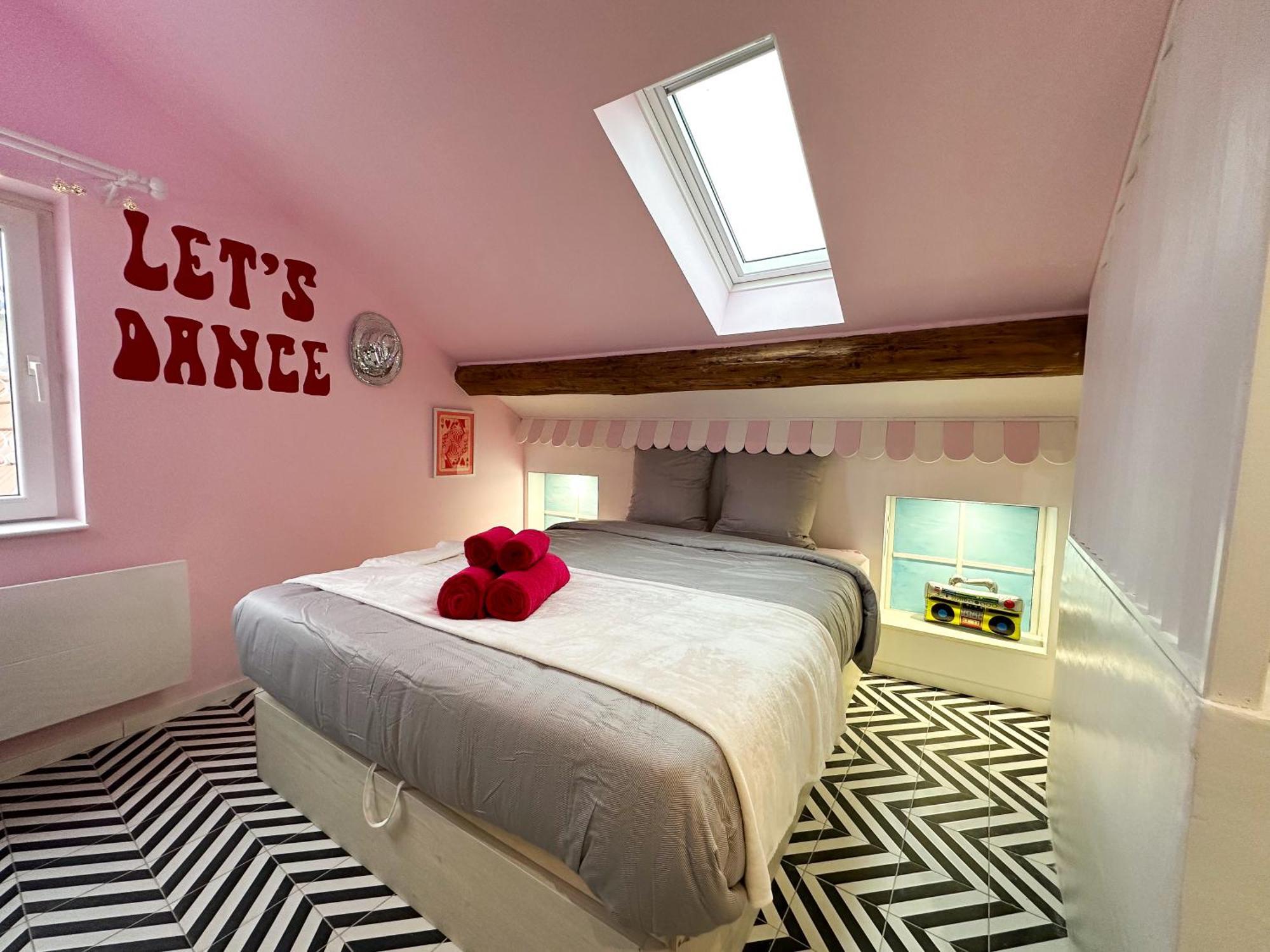 Chambre Disco Paradisio 셀레스탓 외부 사진